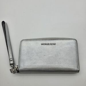 Michael Kors Metallic Silver Iridescent Wristlet Wallet